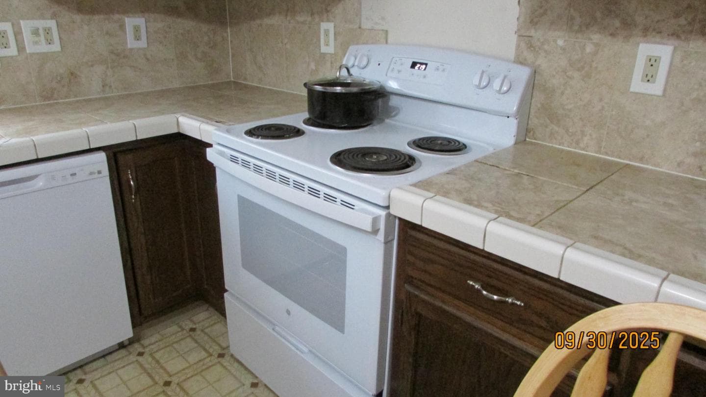 4416 Van Buren Street photo 3