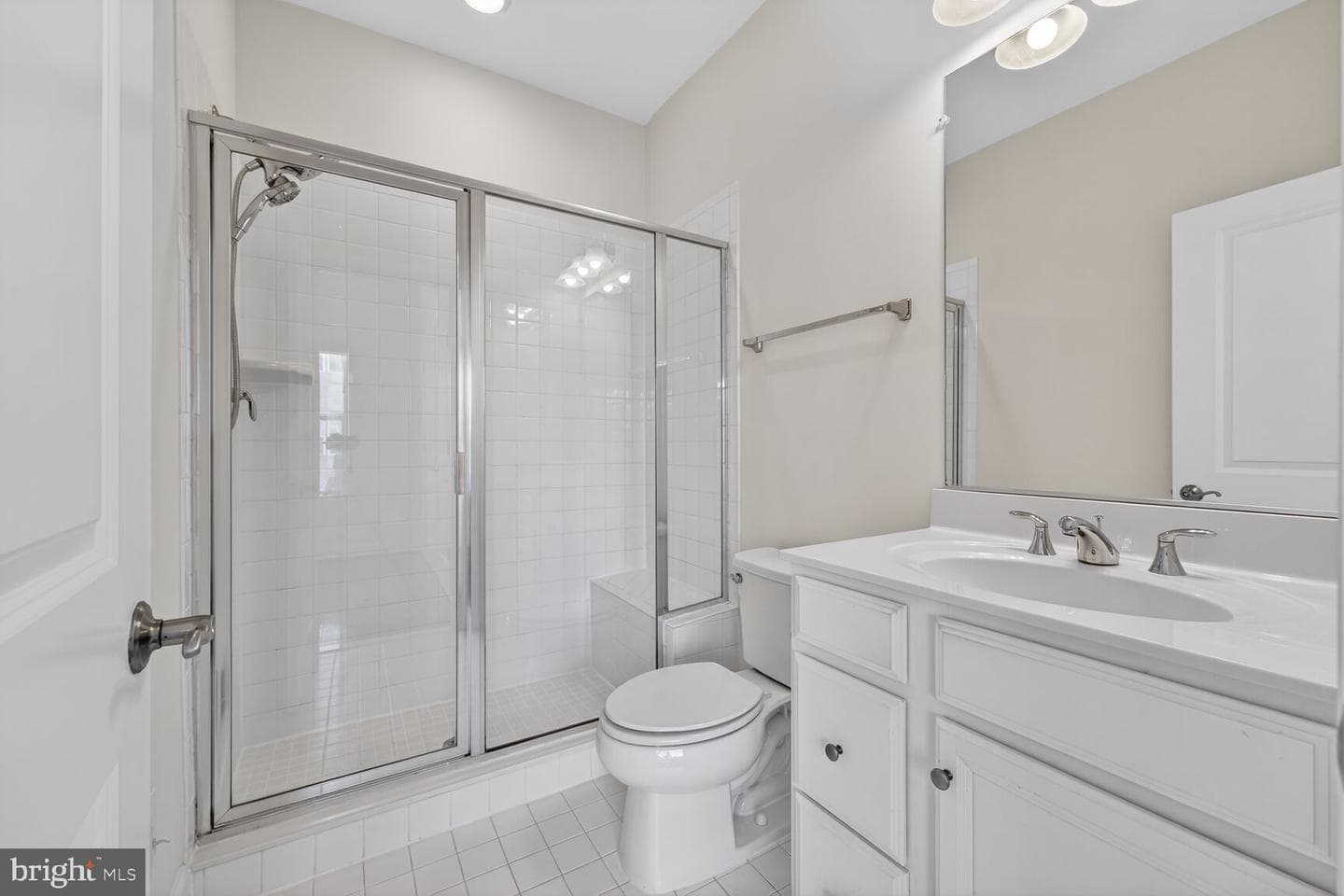 215 Phoenix Drive photo 14