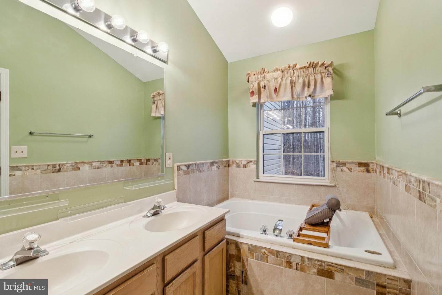 12608 Marlton Center Drive photo 6