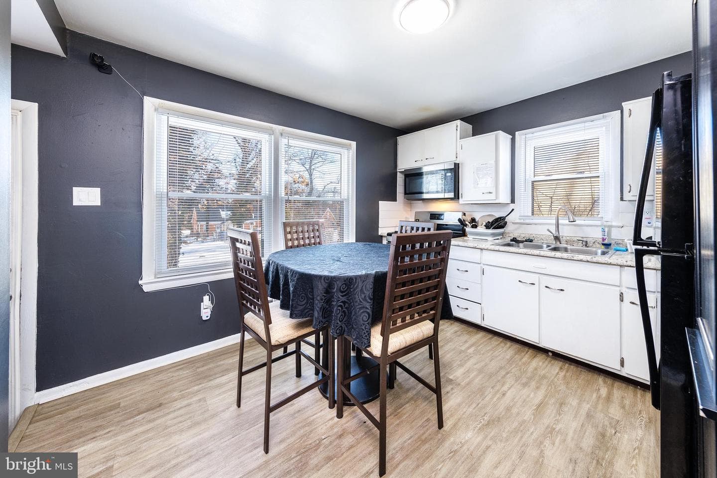 6602 Foster Street photo 3