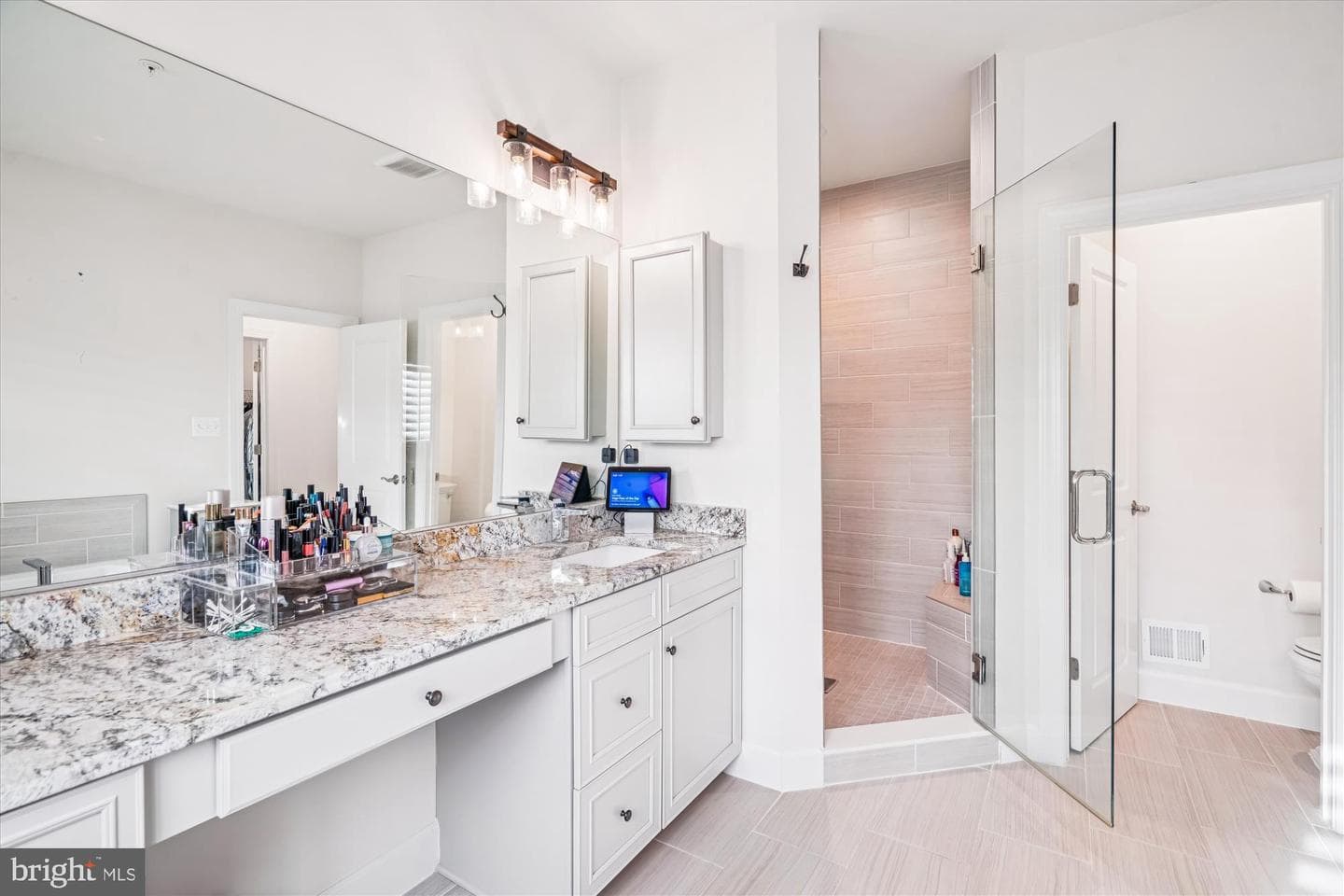 3808 Gentle Breeze Drive photo 36
