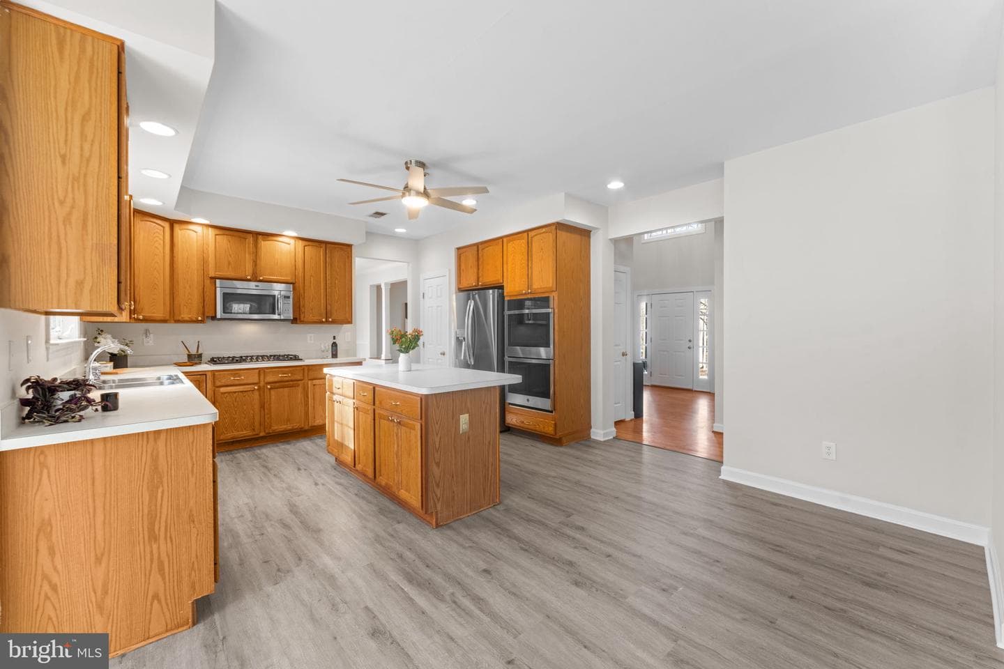 8901 Brookridge photo 31