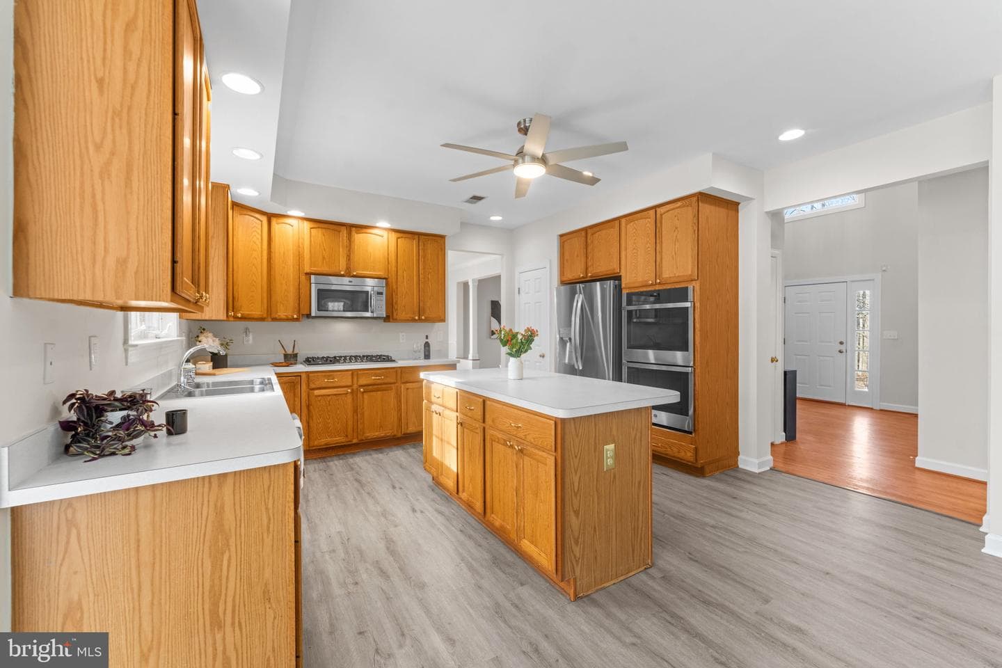 8901 Brookridge photo 32