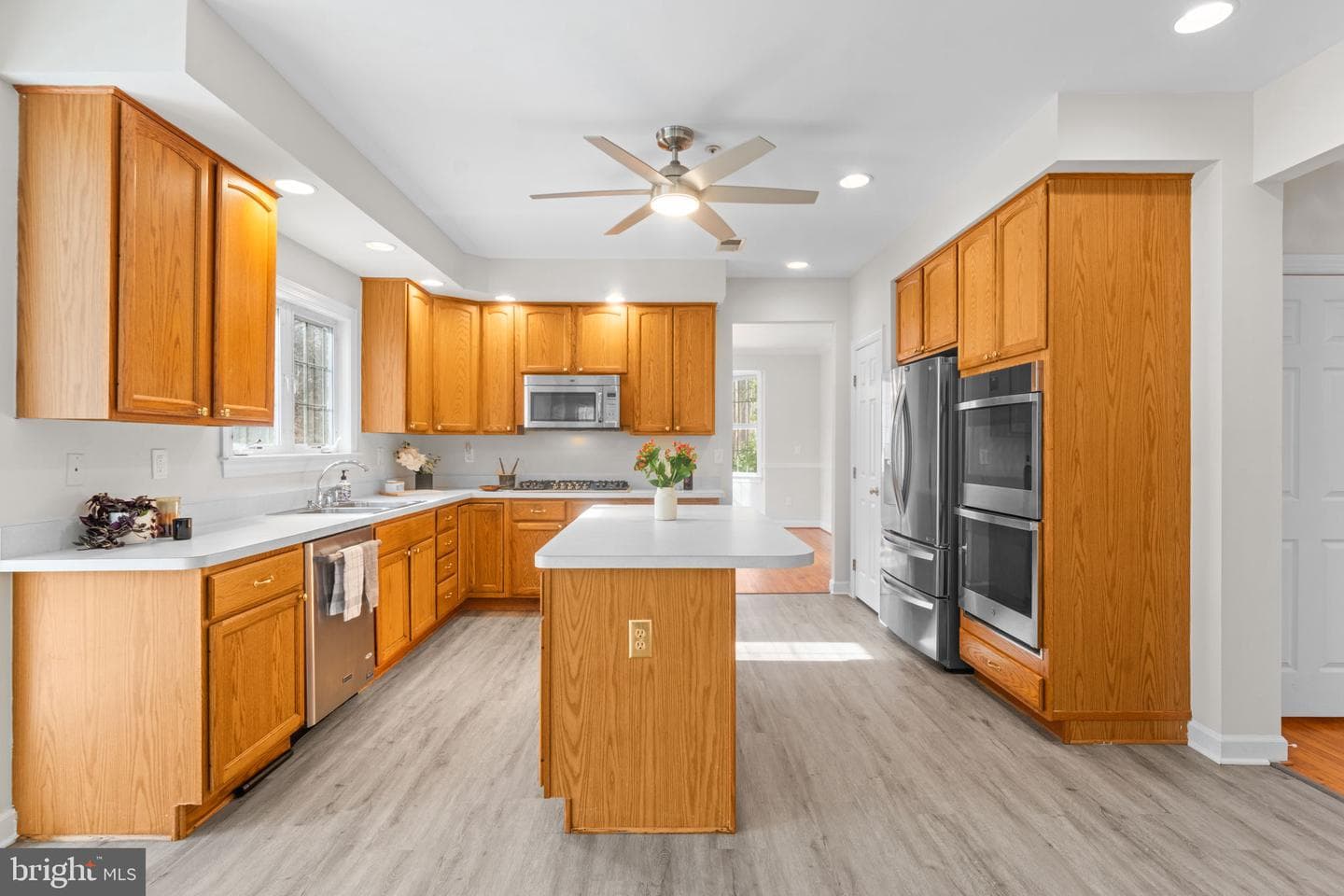 8901 Brookridge photo 37