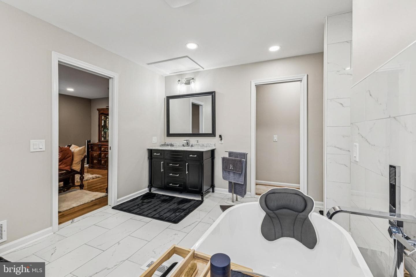 3205 Benjamin Court photo 24