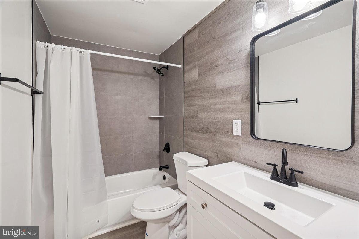 12705 Windbrook Drive photo 27