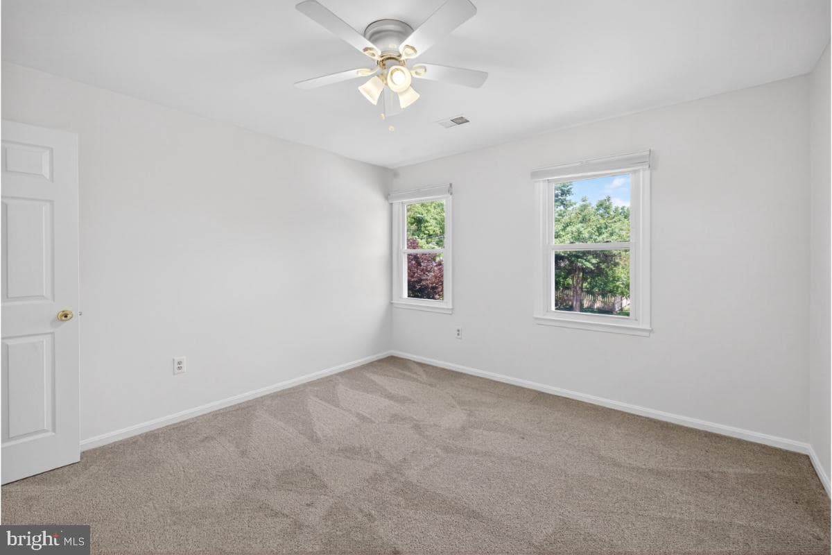 11203 Cedar Lane photo 39
