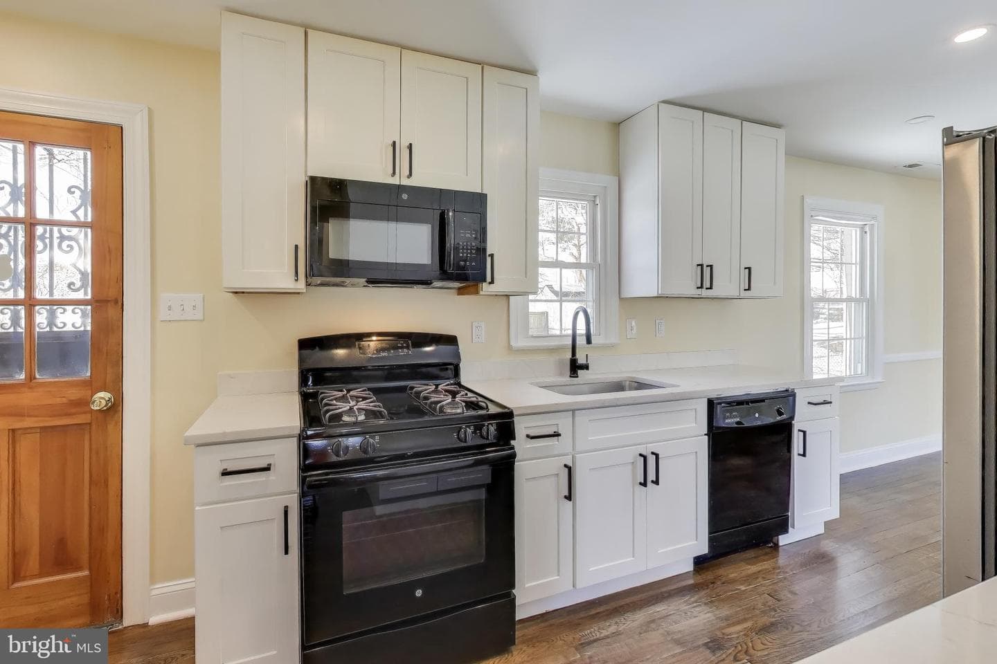 6904 Riggs Road photo 3