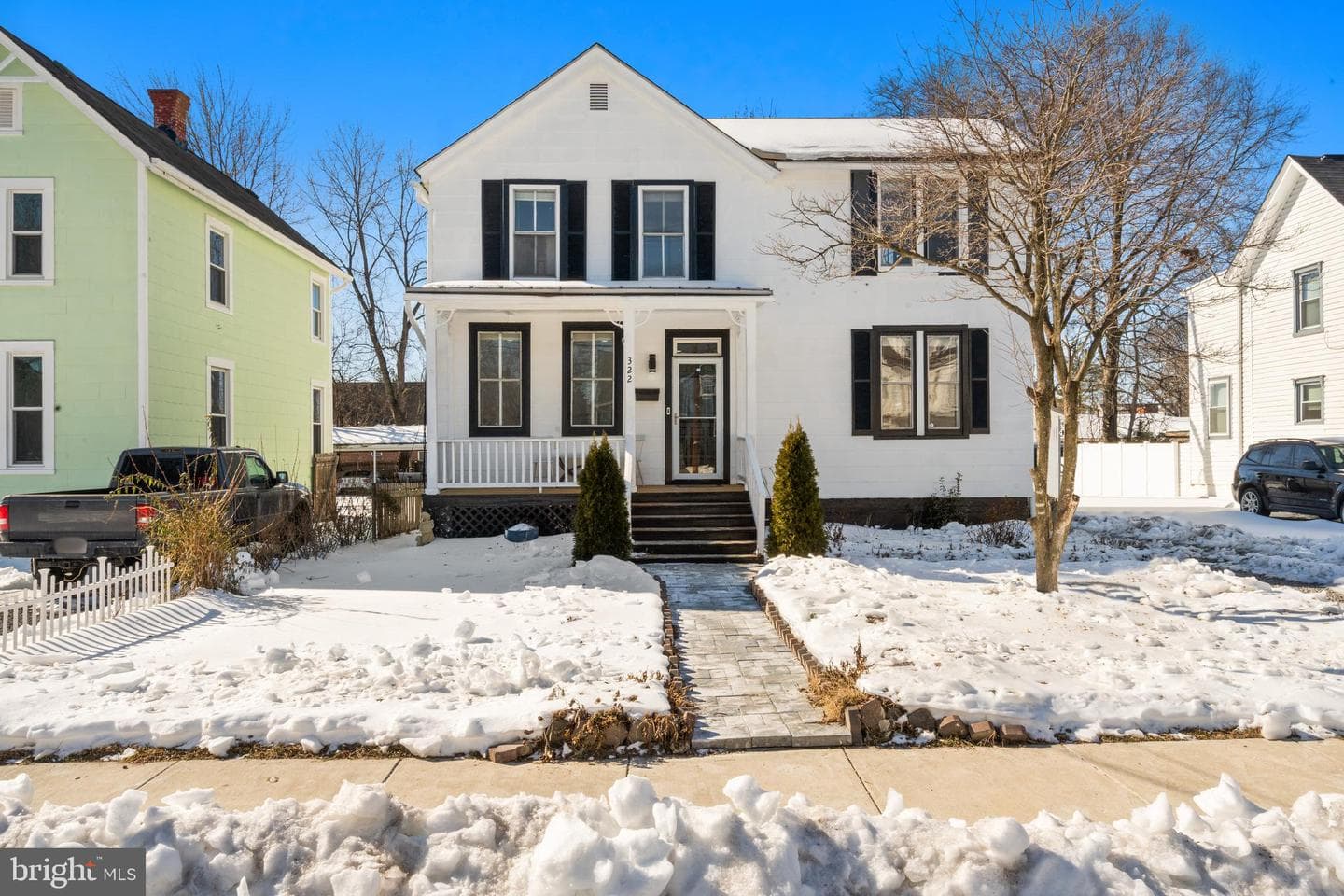 322 Laurel Avenue photo 2