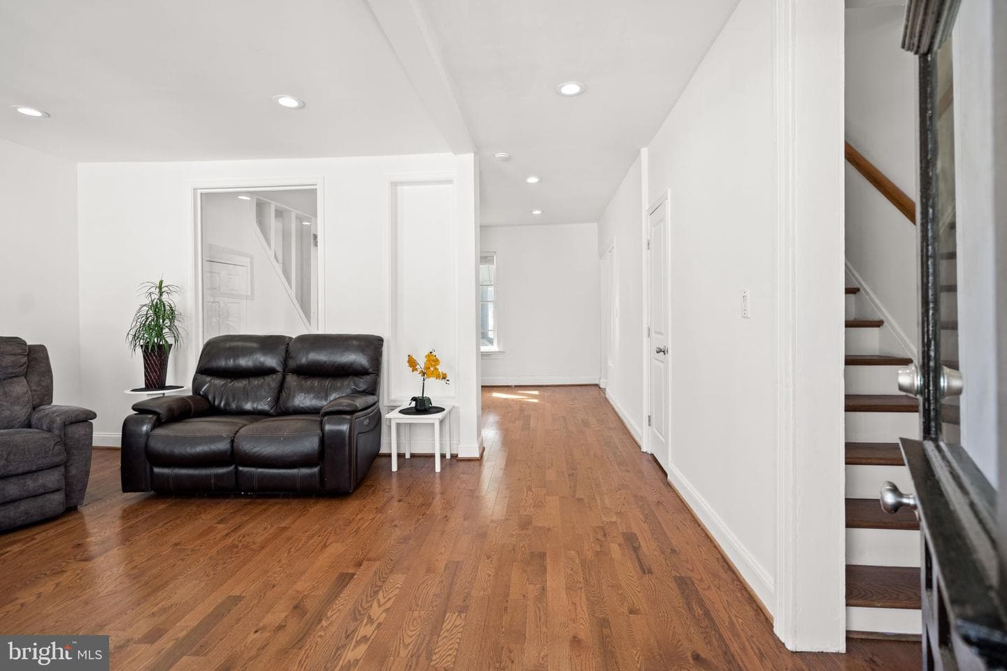 322 Laurel Avenue photo 7