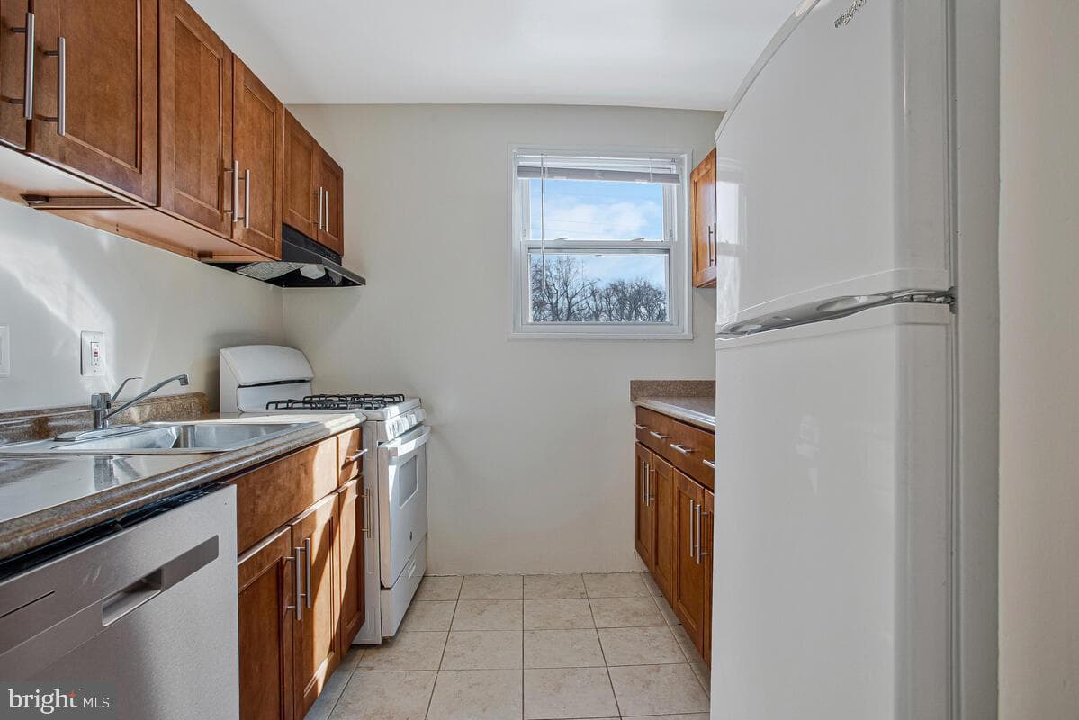 3823 Hamilton Street #b-204 photo 3