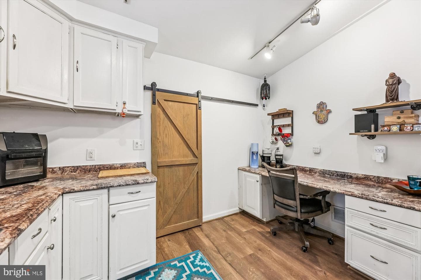8311 Cedarville Road photo 5