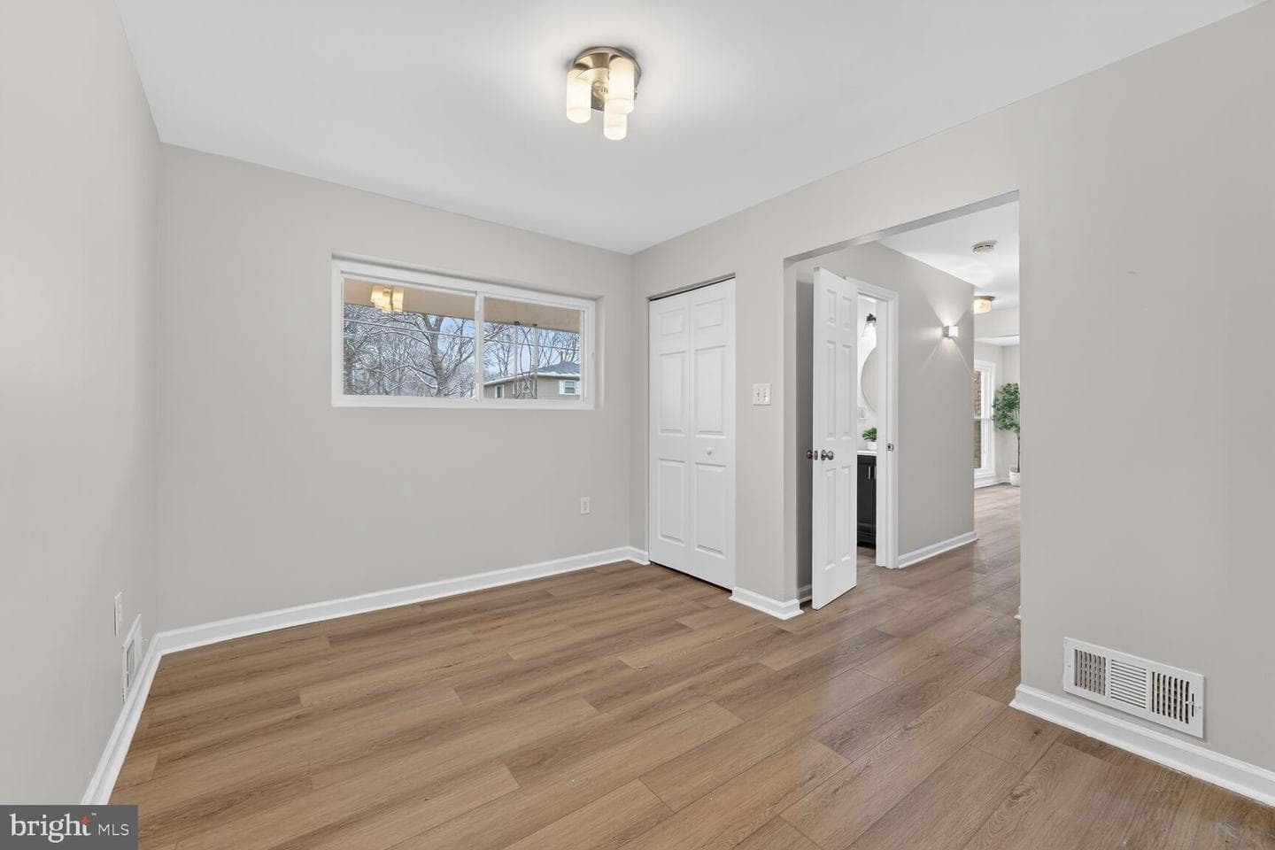 700 Kings Lane photo 11