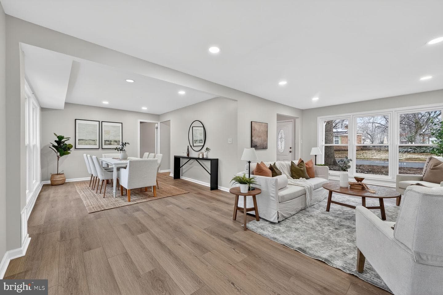 700 Kings Lane photo 3