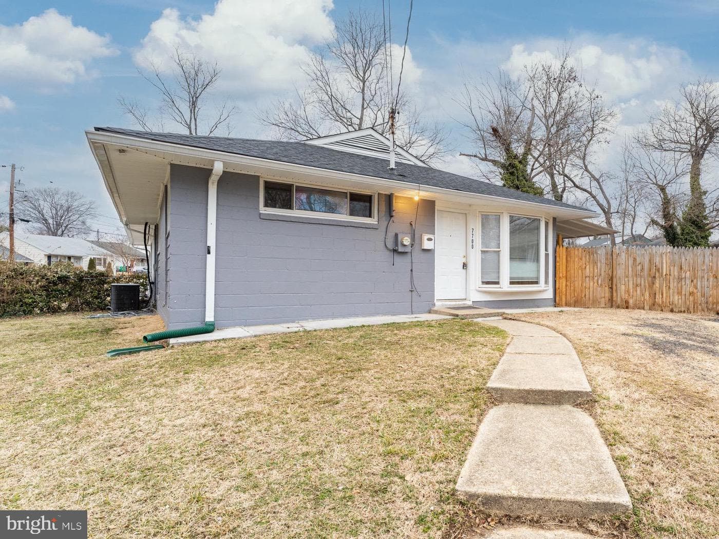 7700 Greenleaf Road photo 1