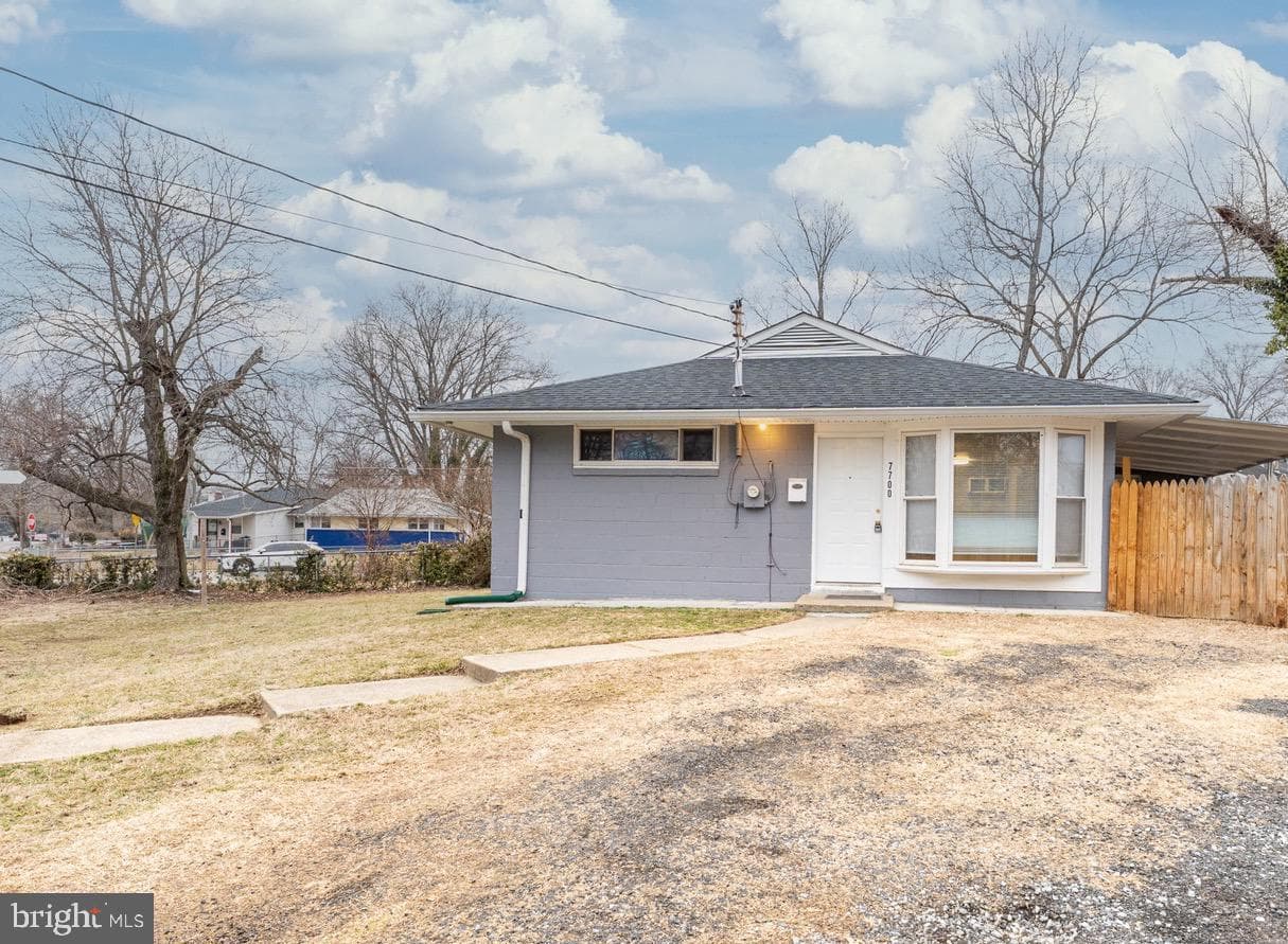 7700 Greenleaf Road photo 3