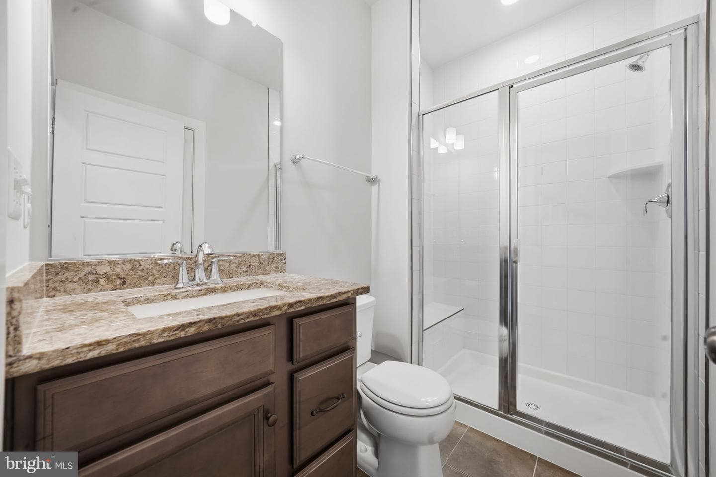 217 Summit Point Boulevard photo 10