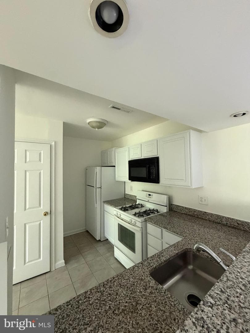 7516 Hawthorne Street #5 photo 4