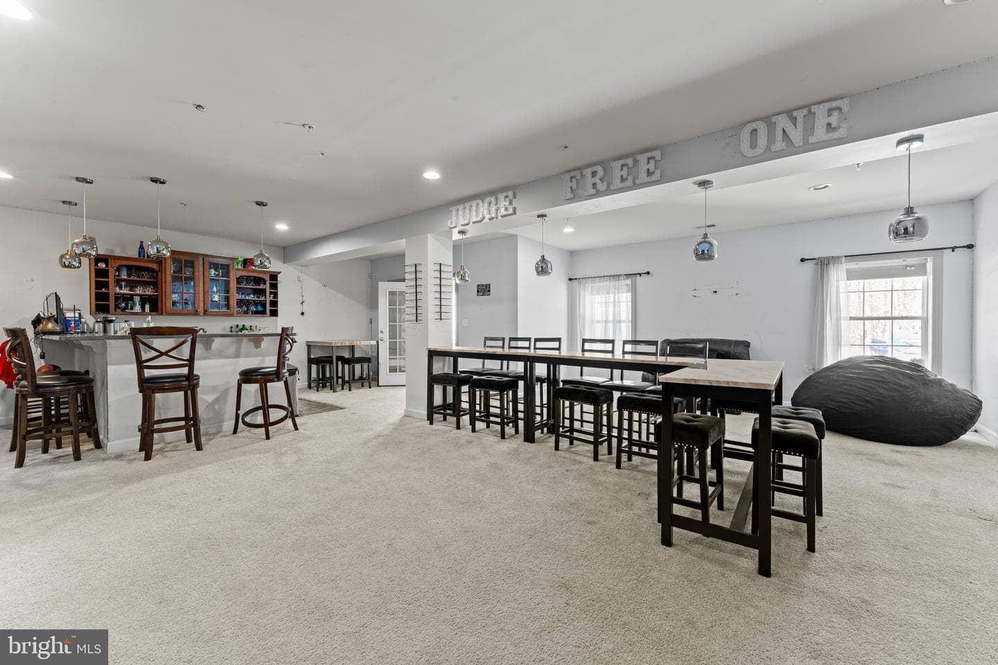 321 Radiant Court photo 58