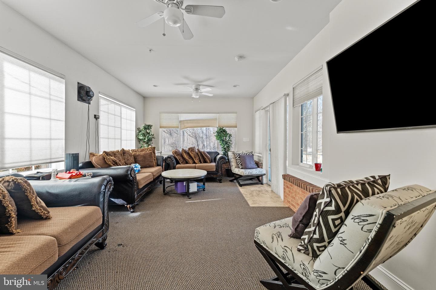 321 Radiant Court photo 62