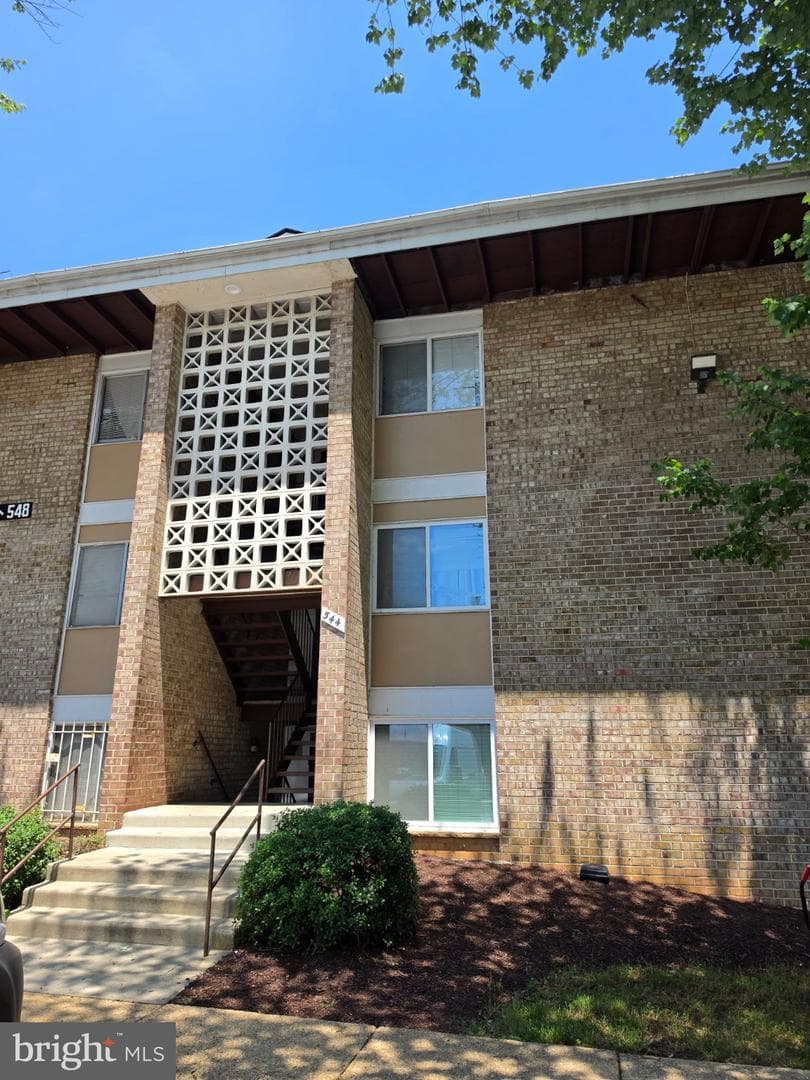 544 Wilson Bridge Drive #6745 B-2, Oxon Hill