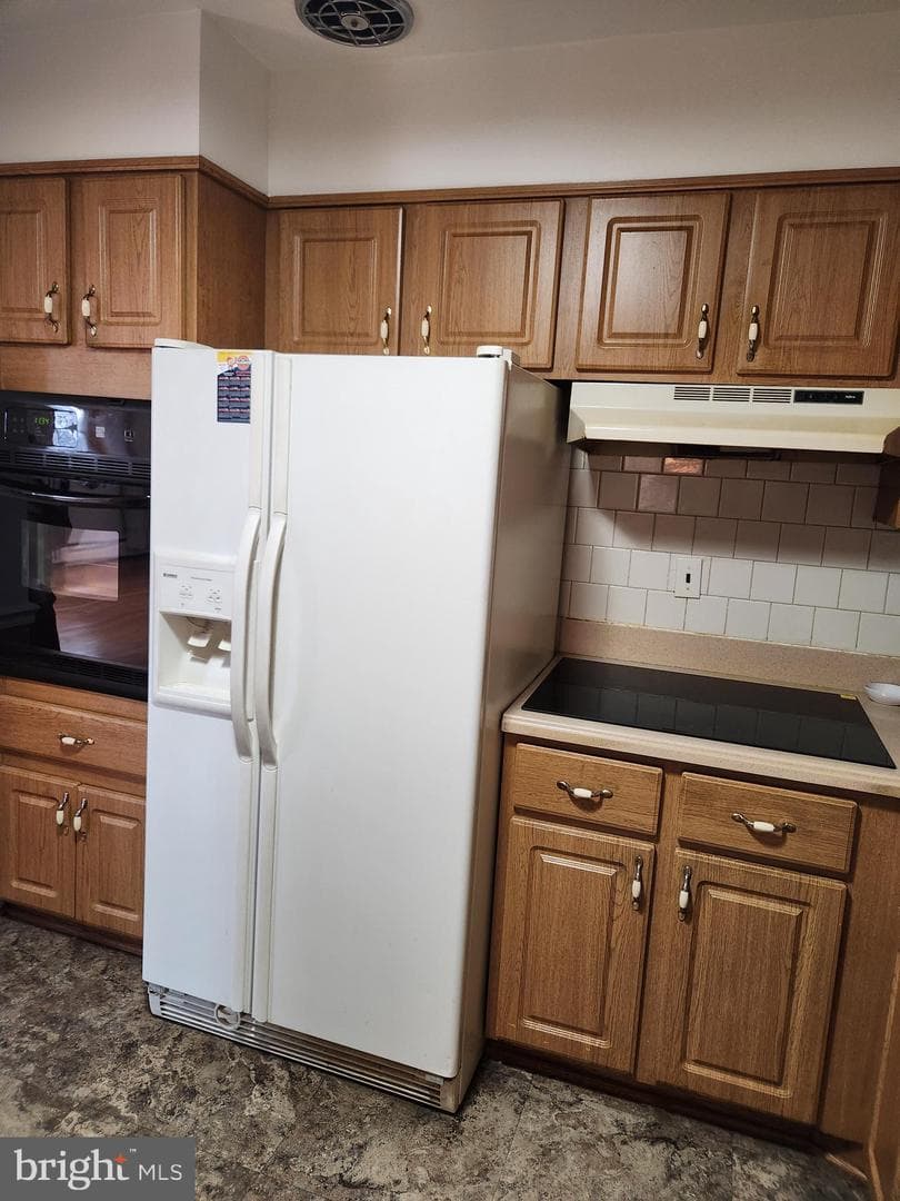 4504 Hargrove Road photo 5