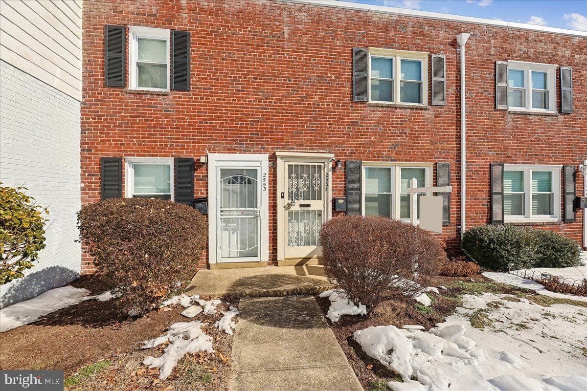 2551 Colebrooke Drive photo 18