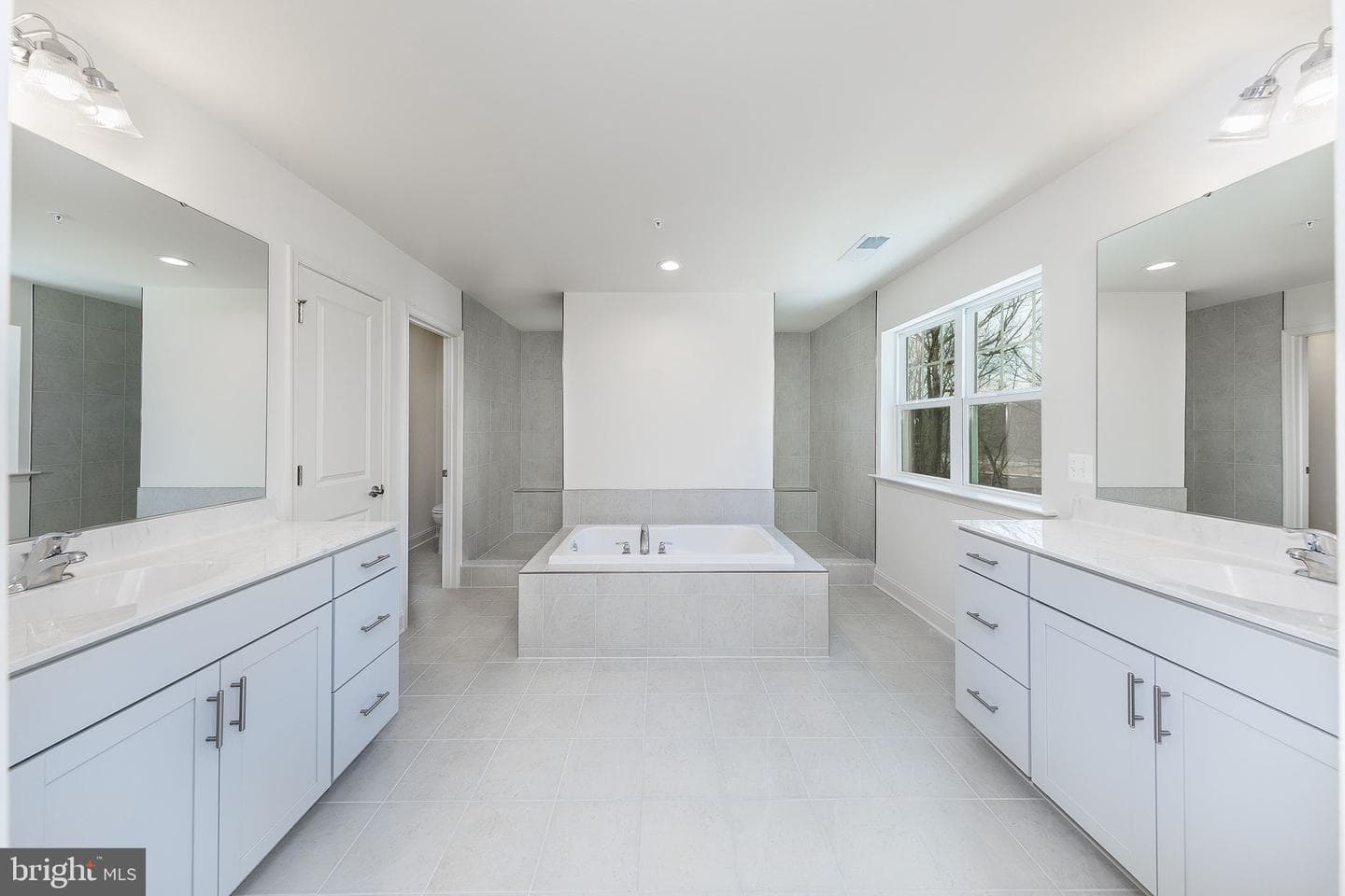 15719 Henrietta Drive photo 43