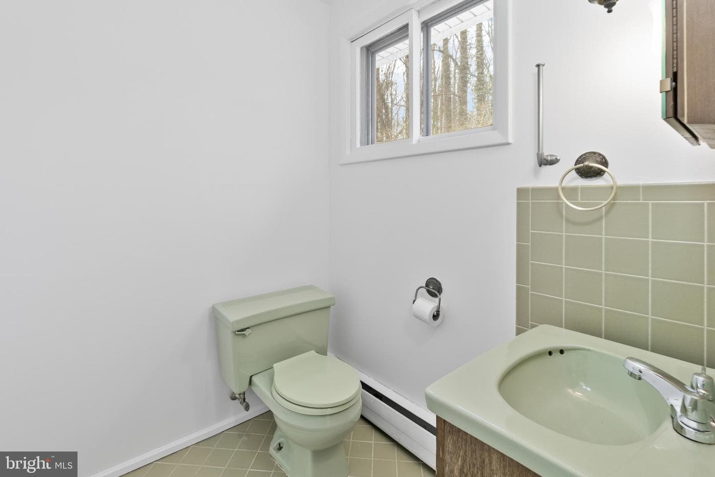 13008 Forest Drive photo 24