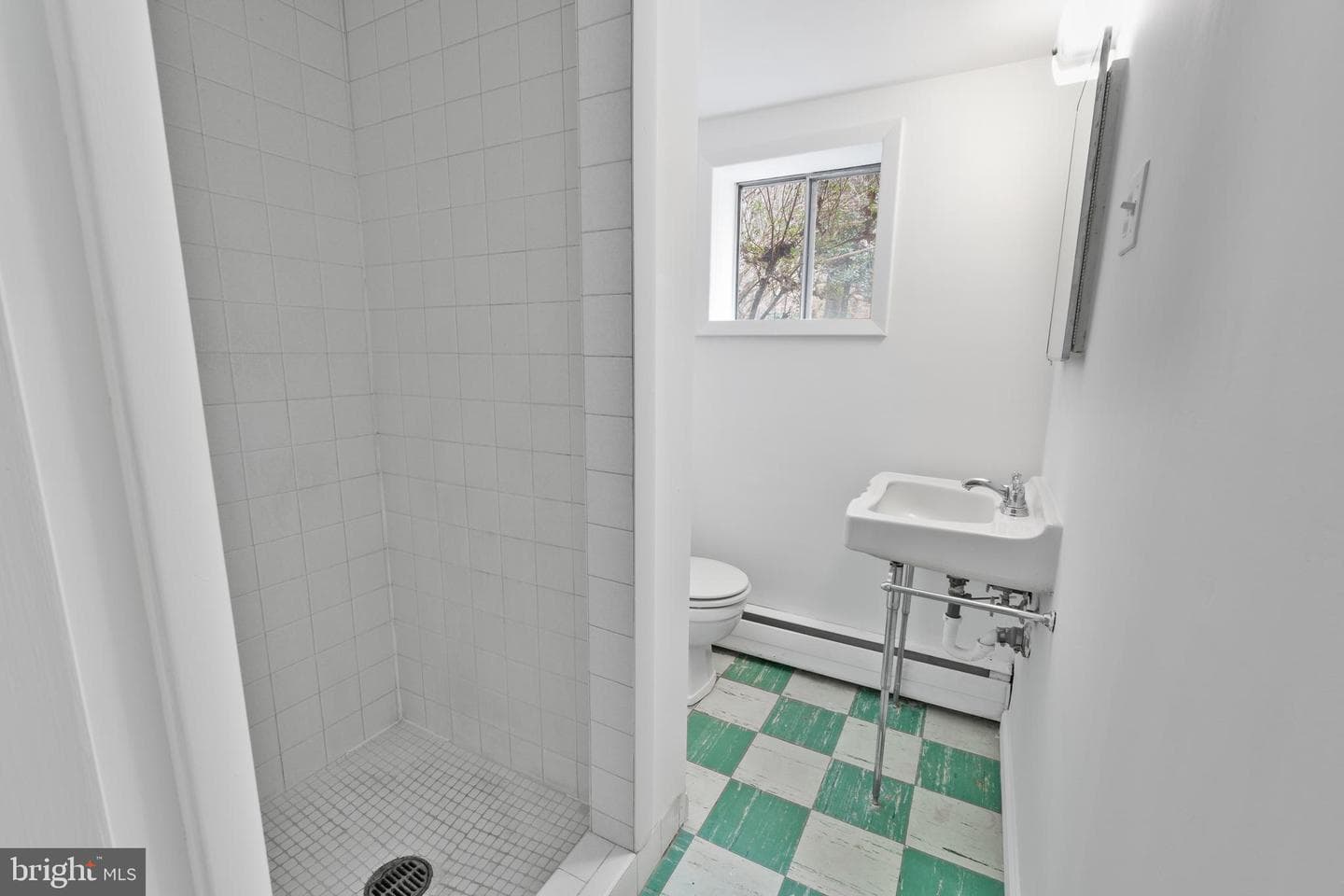 13008 Forest Drive photo 32