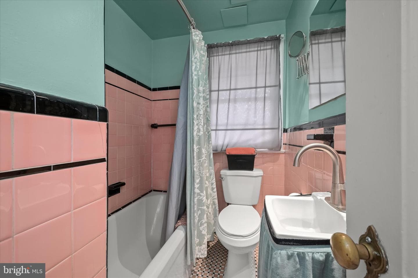 6715 Queens Chapel Road photo 26
