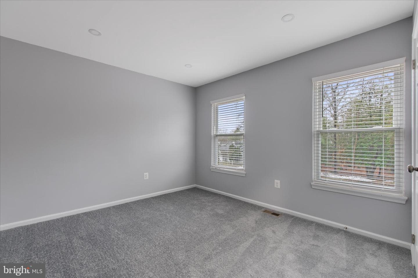 7408 Milligan Lane photo 18
