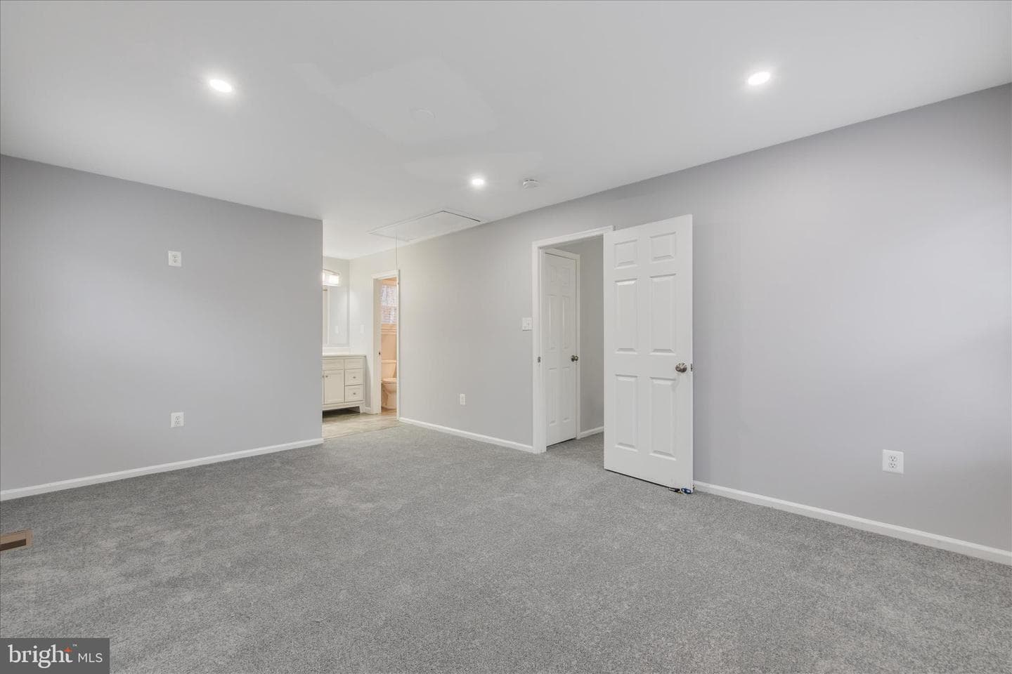 7408 Milligan Lane photo 24