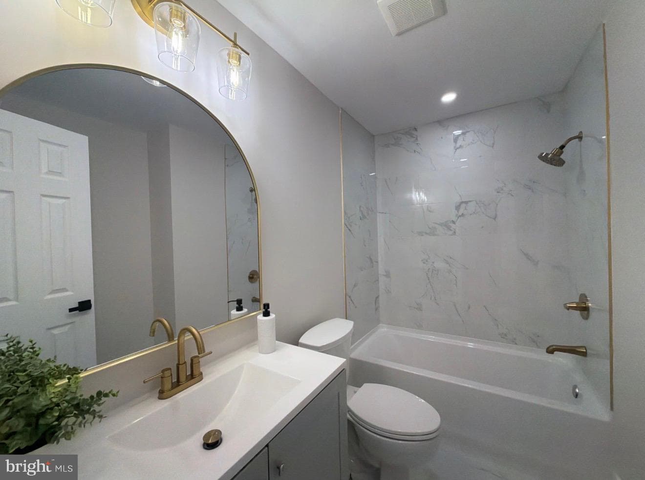 12607 Abbottsford Circle photo 3