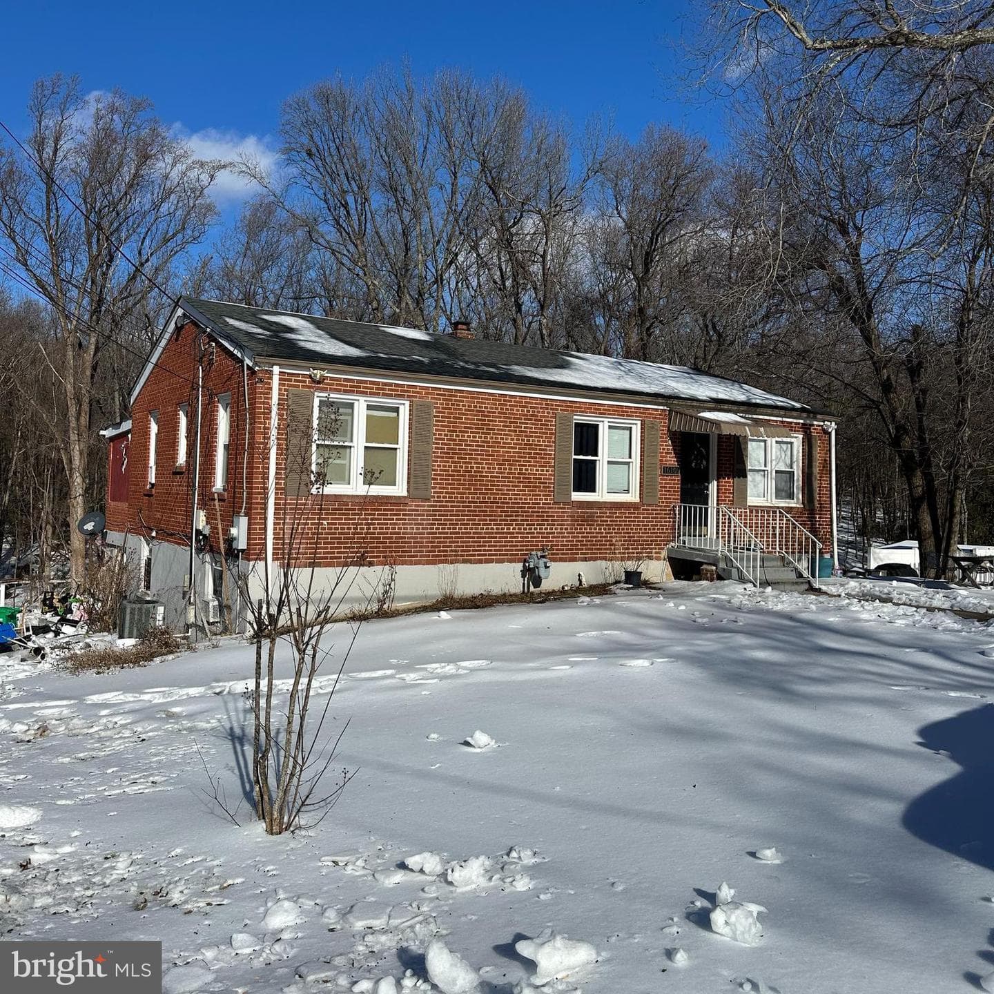 1610 Thomas Road
