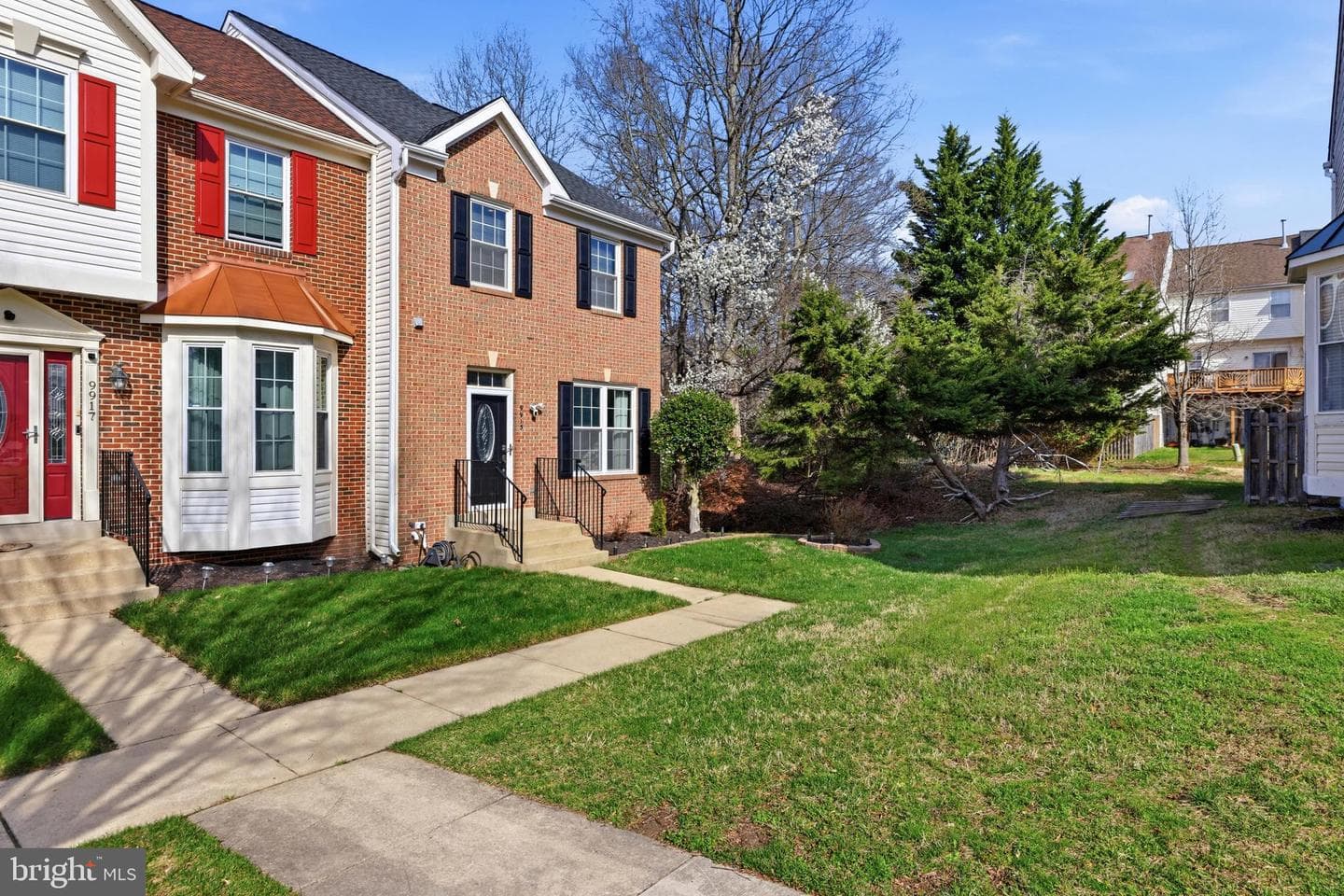 9915 Quiet Brook Lane photo 2
