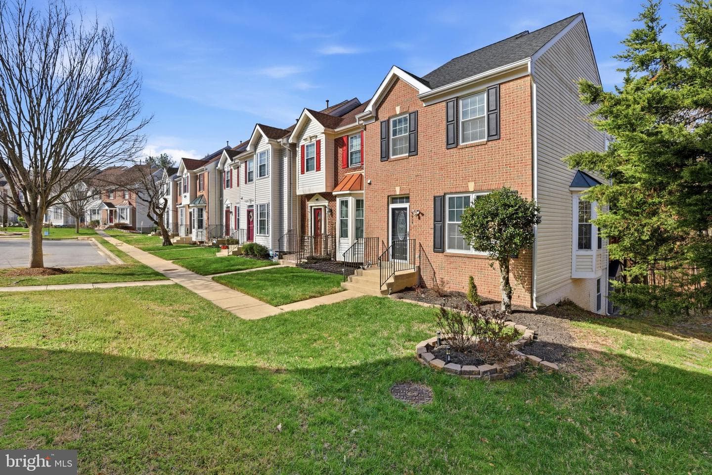 9915 Quiet Brook Lane photo 3