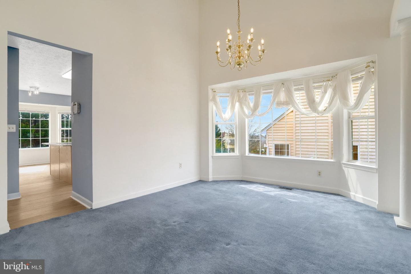 1407 Aragona Boulevard photo 9