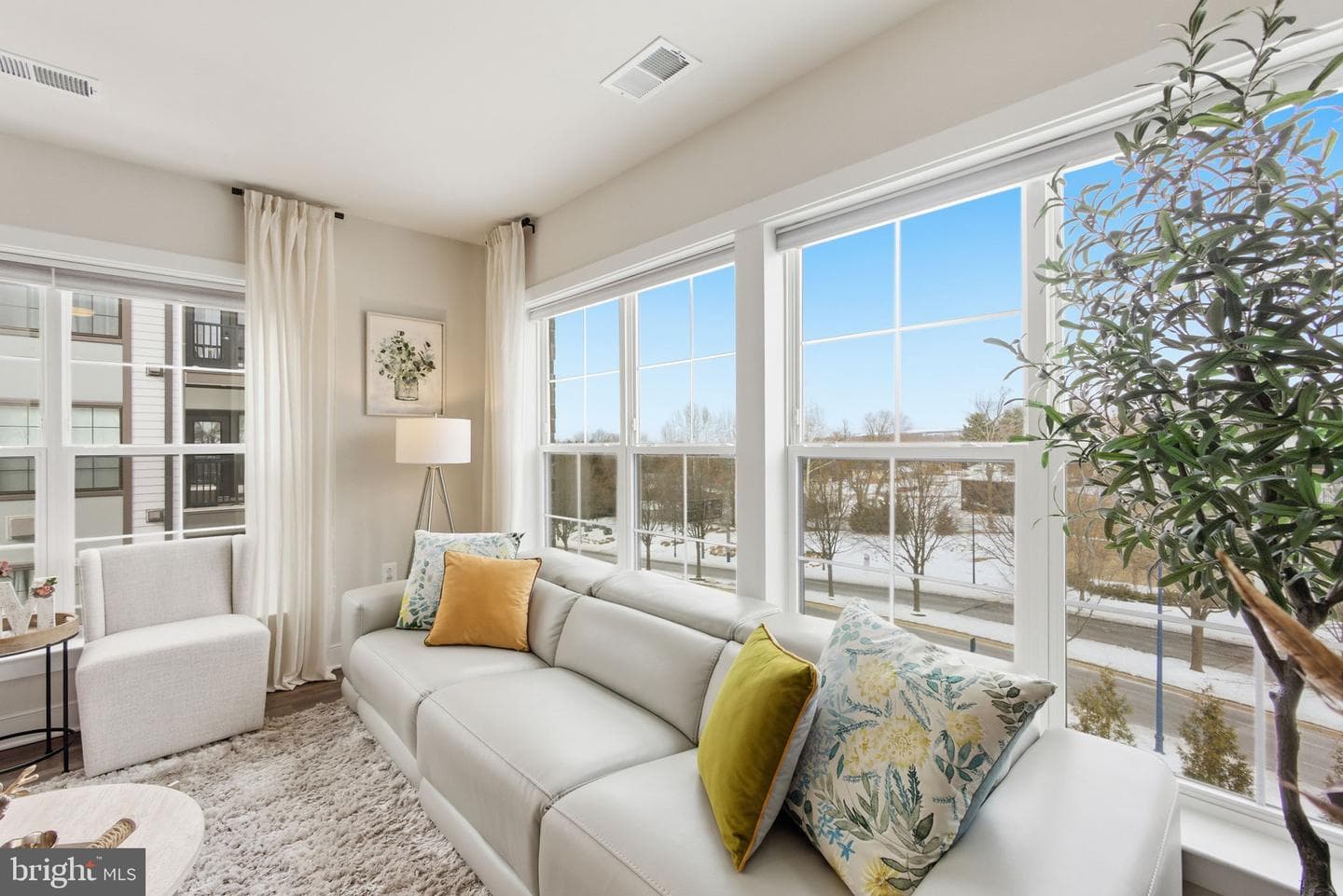 102 Saint Ives Place #307 photo 22