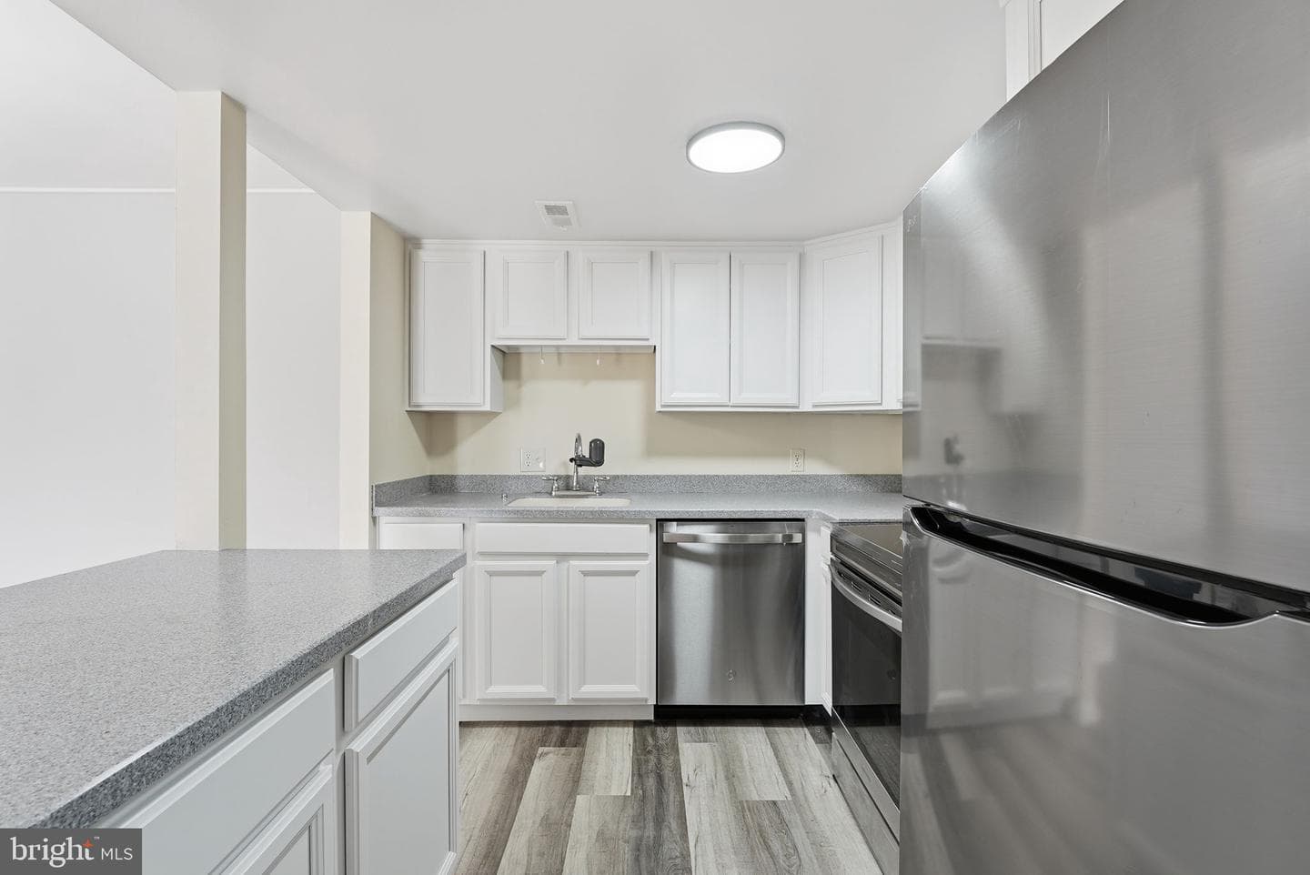 10123 Prince Place #304-10a photo 7