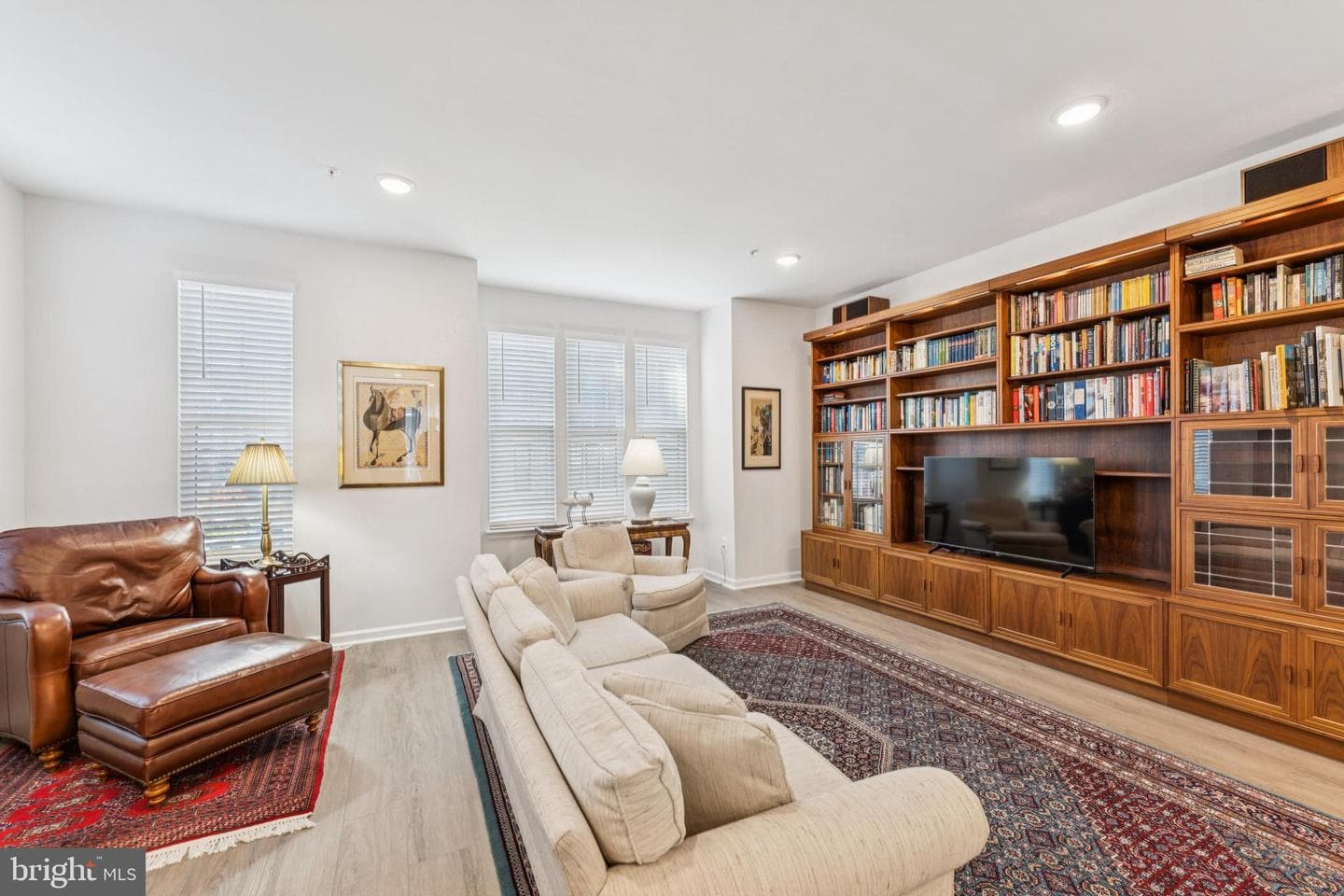 6025 Soho Way photo 4
