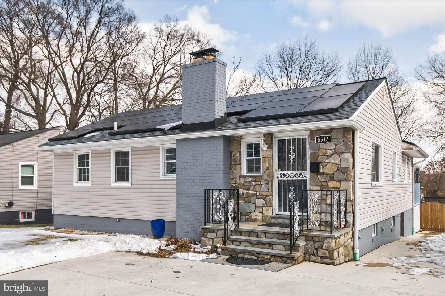 6515 Parkway Court photo 1