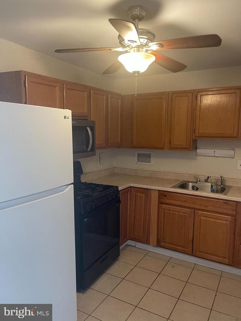 6011 Emerson Street #707, Bladensburg