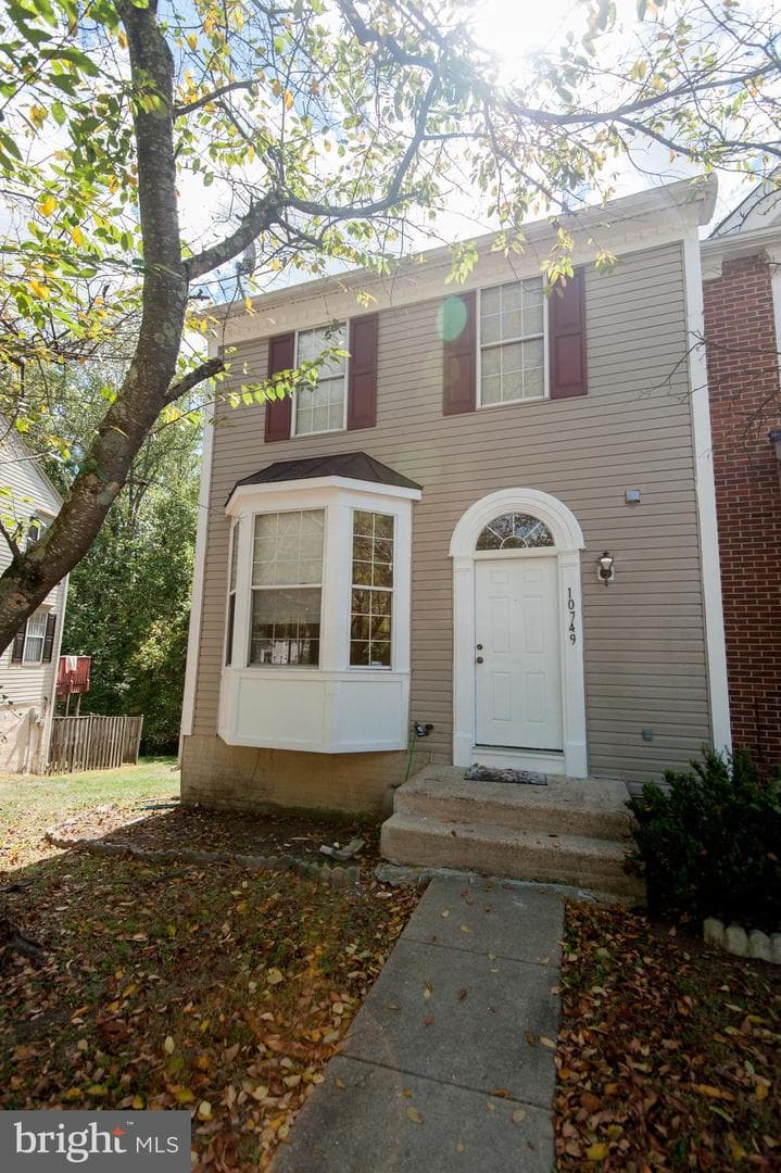 10749 Kitchener Court photo 2