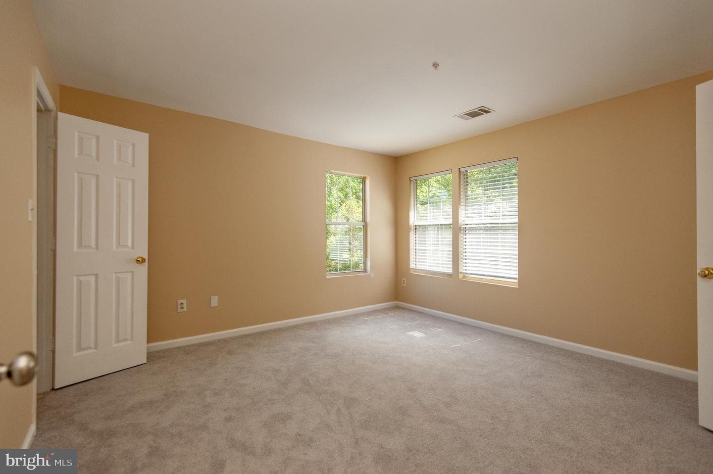 10749 Kitchener Court photo 26