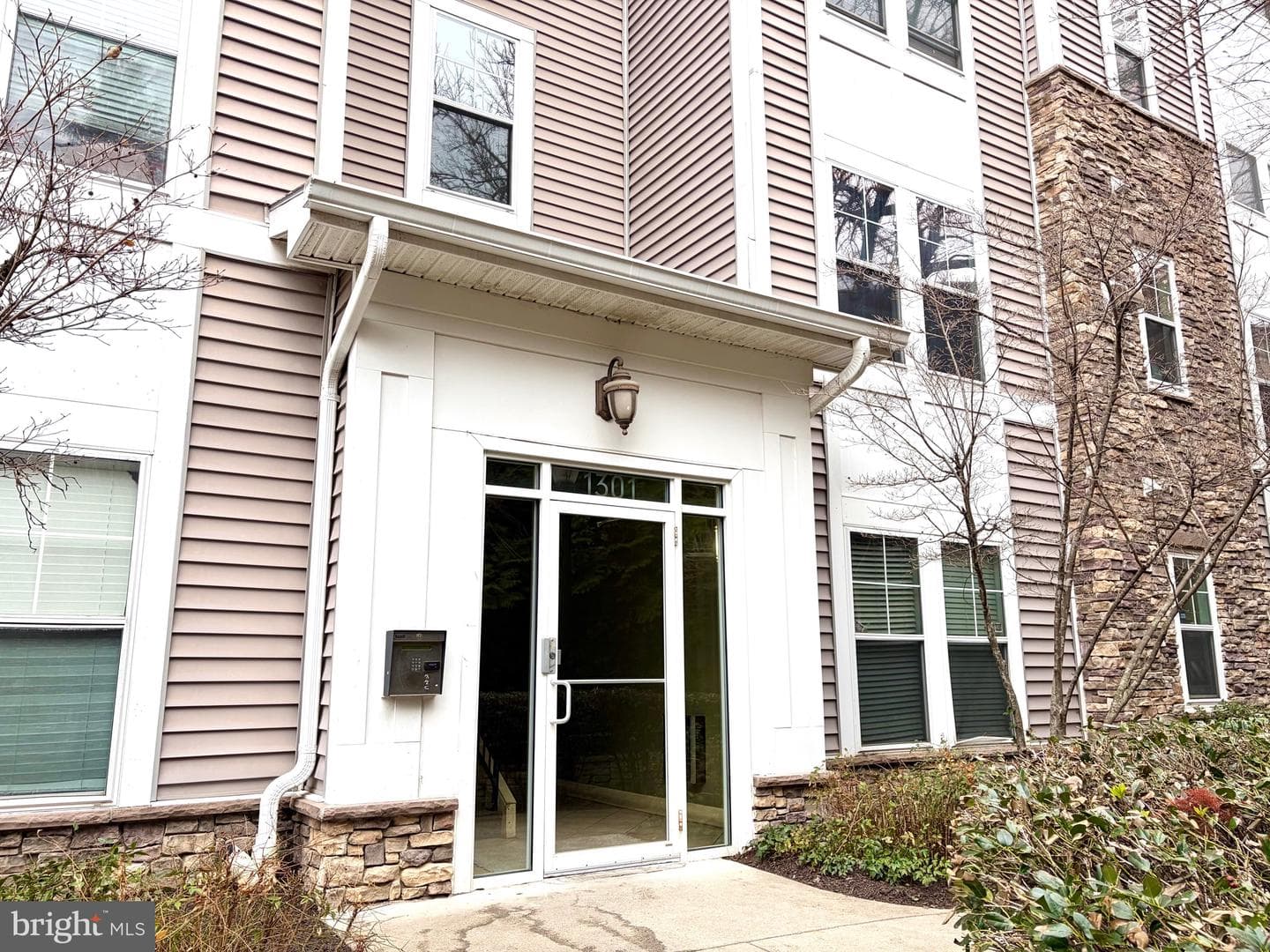 1301 Karen Boulevard #201 photo 4