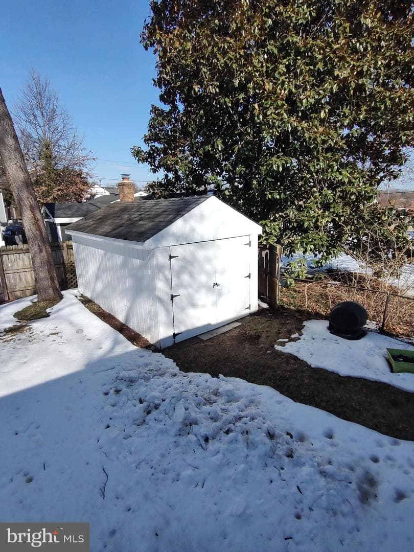 4908 Riverdale Road photo 10