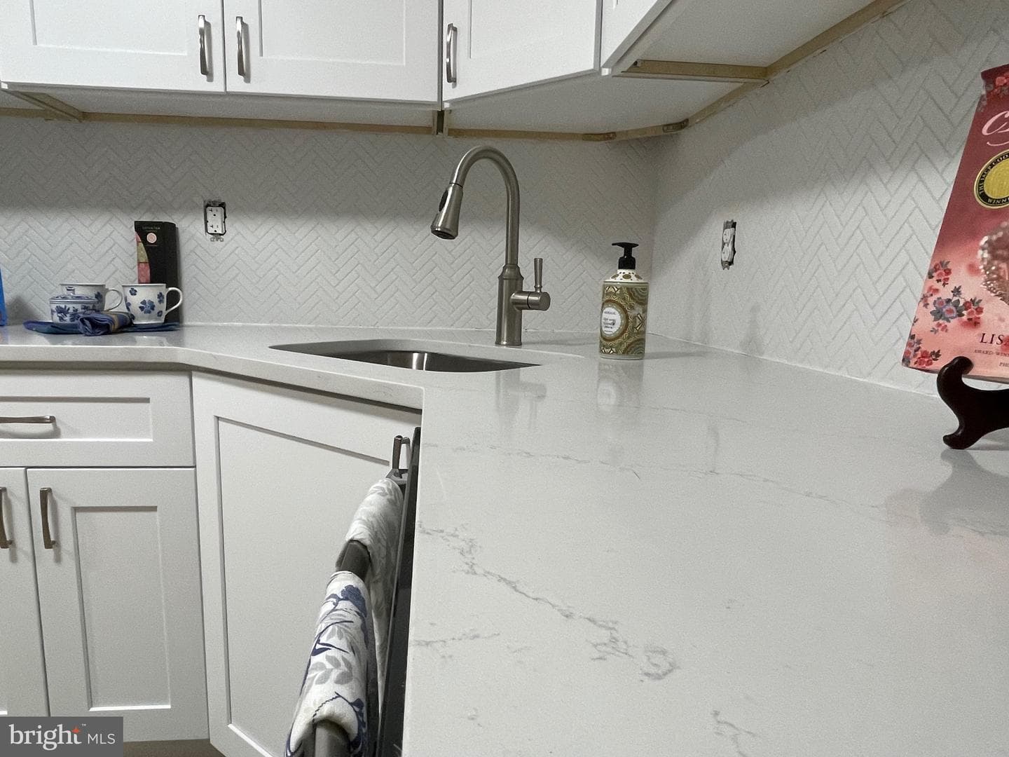 3339 Huntley Square Drive #t-2, Temple Hills