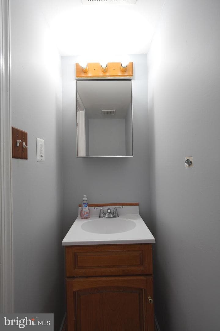7132 Marbury Court photo 40