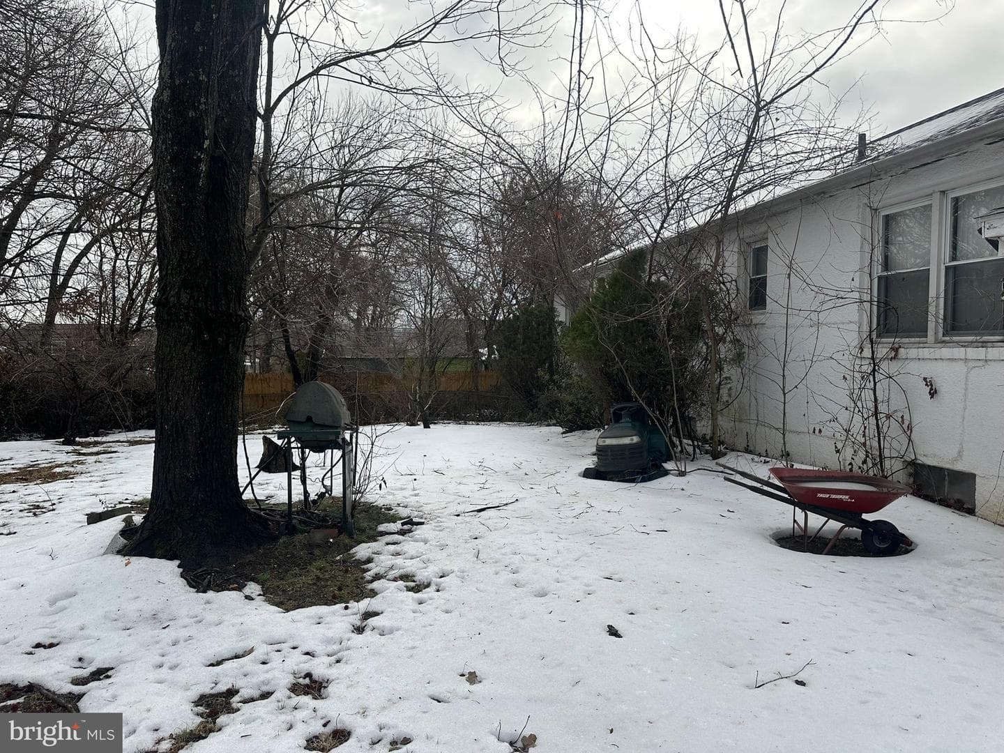 8626 Leslie Avenue photo 9